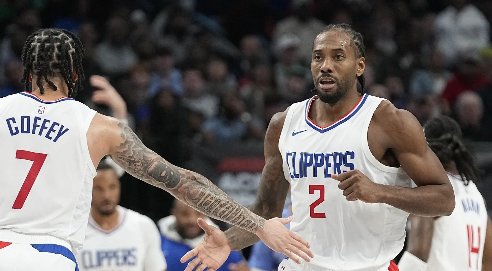 中超赛程吃紧；波士顿凯尔特人赛前再遭质疑；目标明确；球探报告显示潜力-爱游戏