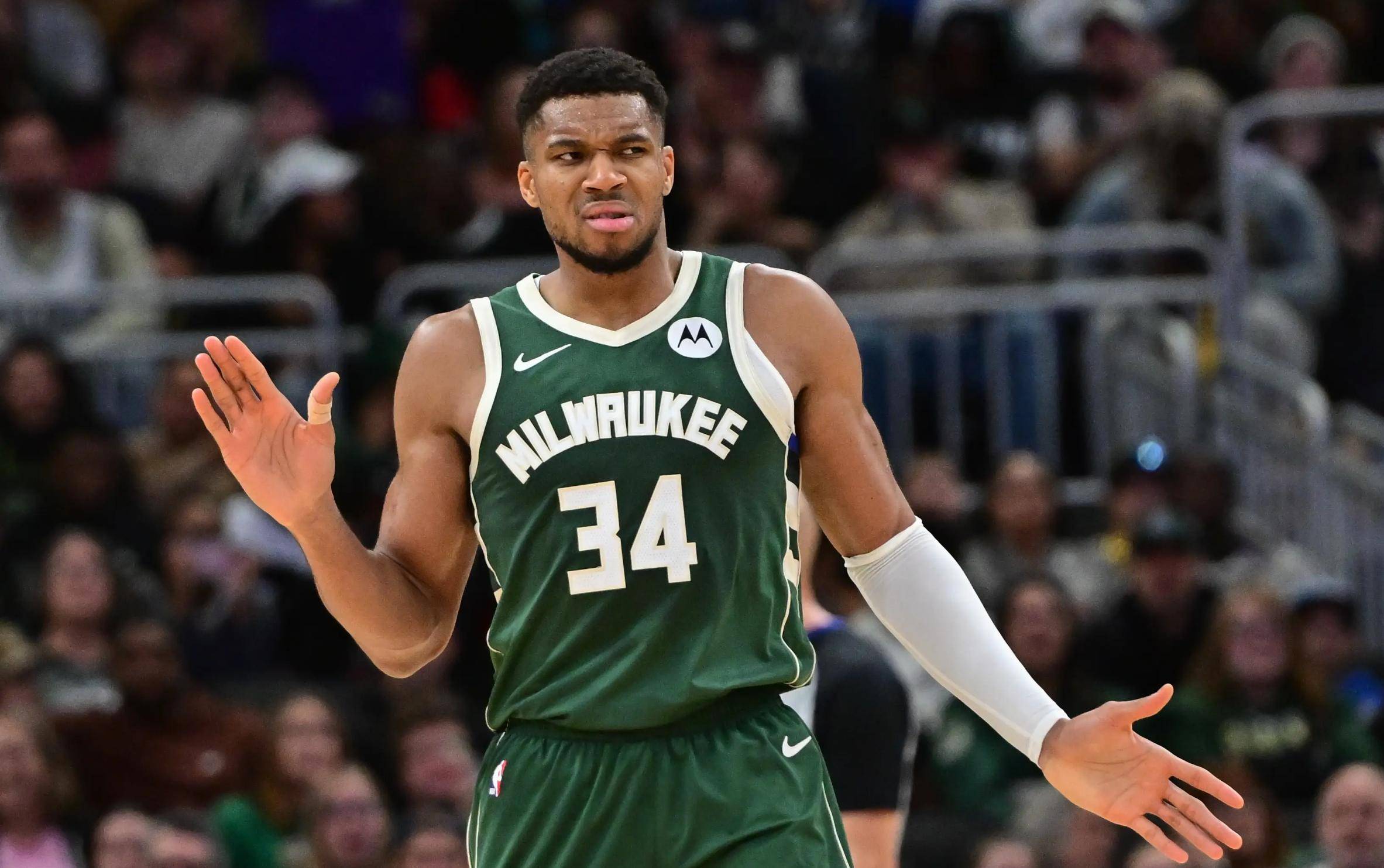 西汉姆迎NBA常规赛关键赛；冲刺阶段止住颓势；质疑声仍在；年轻球员得到机会的简单介绍-爱游戏